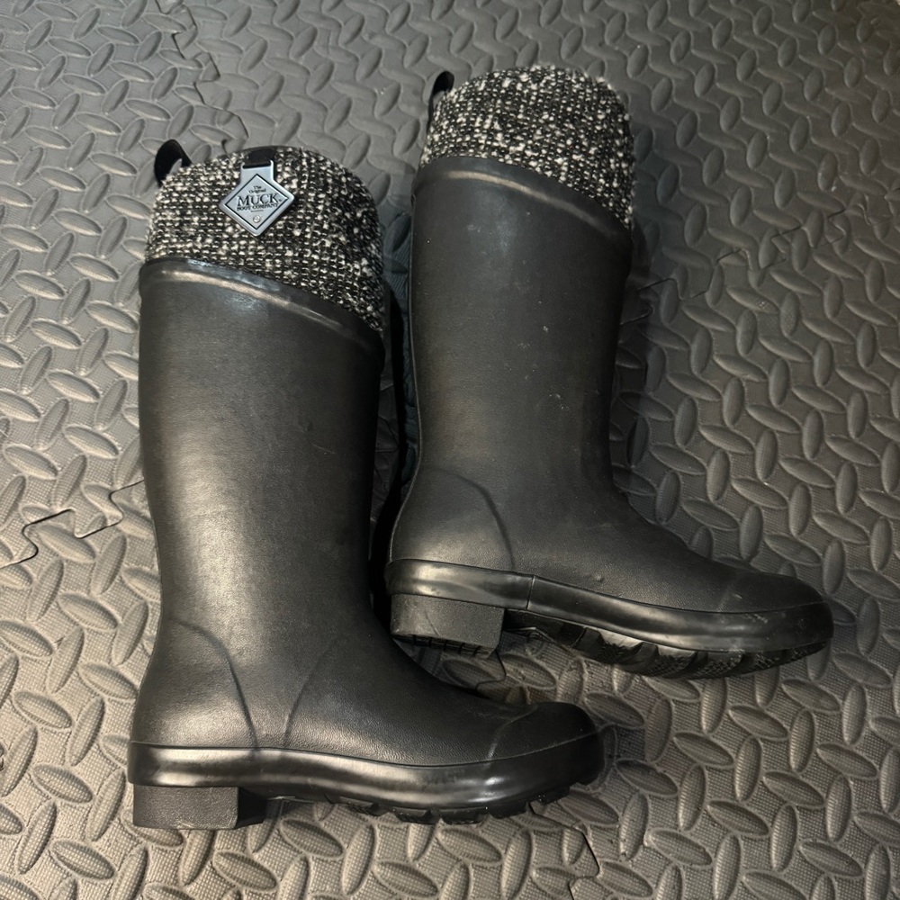 Women's Black Boots